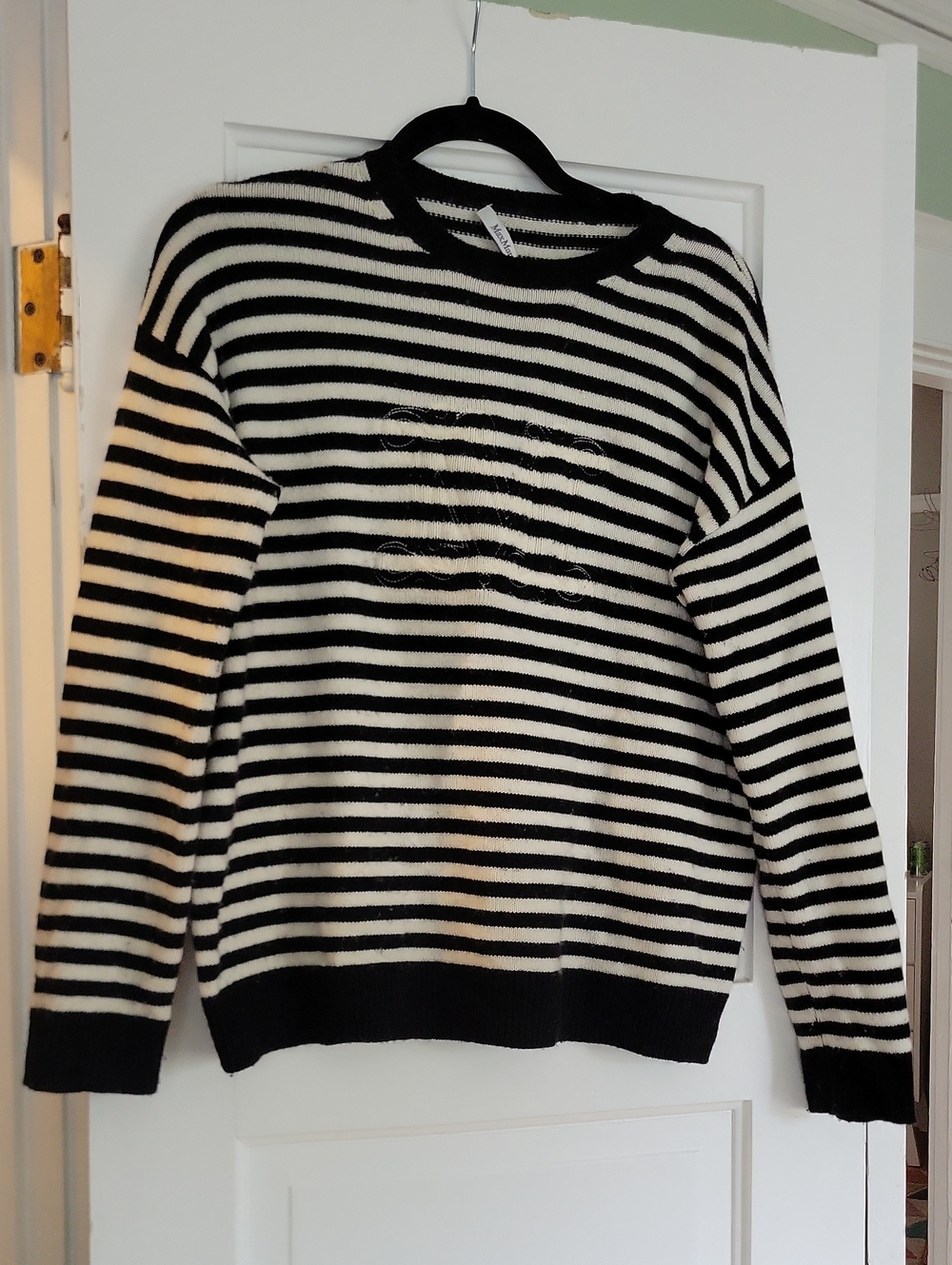 Max Mara Black and White Striped Cashmere Crewneck Sweater M logo - M